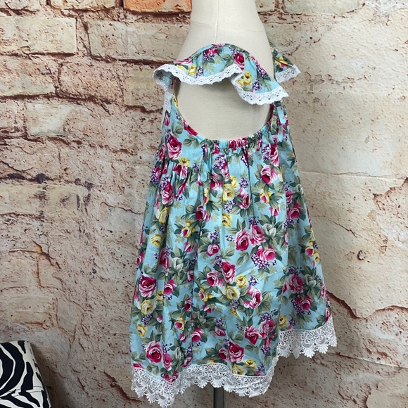 HP-NWT Tip Toeing Roses Crochet Hem Dress - Picture 12 of 12